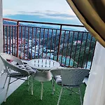 D\'Elegant Suite - Emerald Avenue